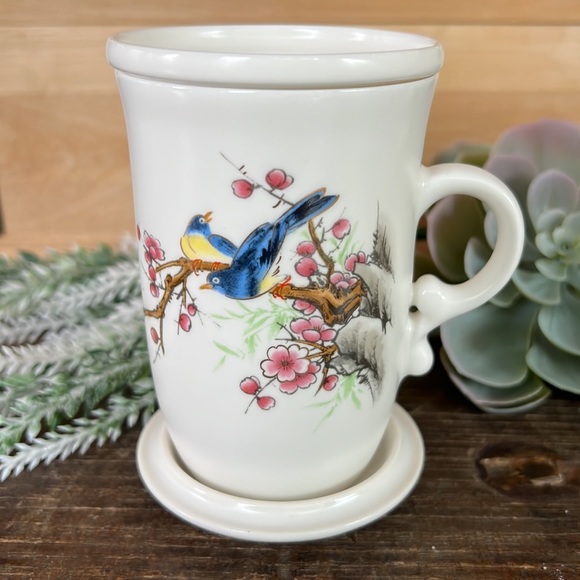 🎁 4/$25 - ASIAN style mug with strainer and lid - like NEW - bird - Picture 5 of 6